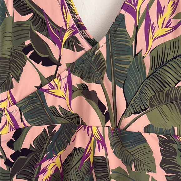 Lands’ End Tropical Print Swimsuit - Picture 5 of 6